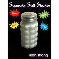 Salero Squeaker de Alan Wong